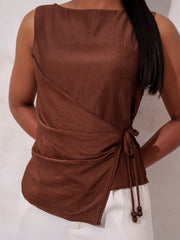 SIDE GATHERED SLEEVELESS TOP