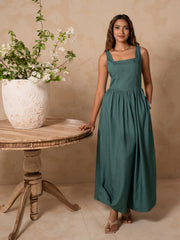 SQUARE NECK SLEEVELESS MAXI DRESS