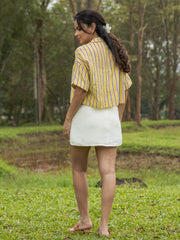 DOUBLE POCKET DETAILED YELLOW STRIPED CROP SHIRT